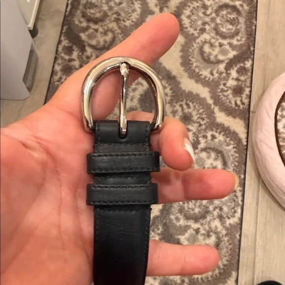 COACH Black Leather Belt Brand New.Large length from buckle to tip is 40 inches. - Picture 4 of 5